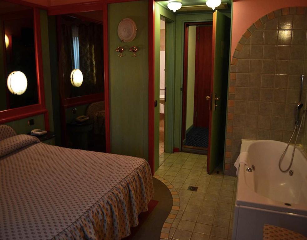 Hotel Motel 2 Tortona Camera foto