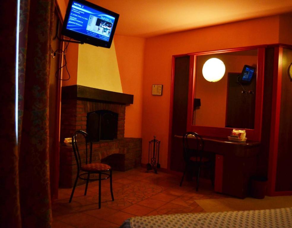 Hotel Motel 2 Tortona Camera foto