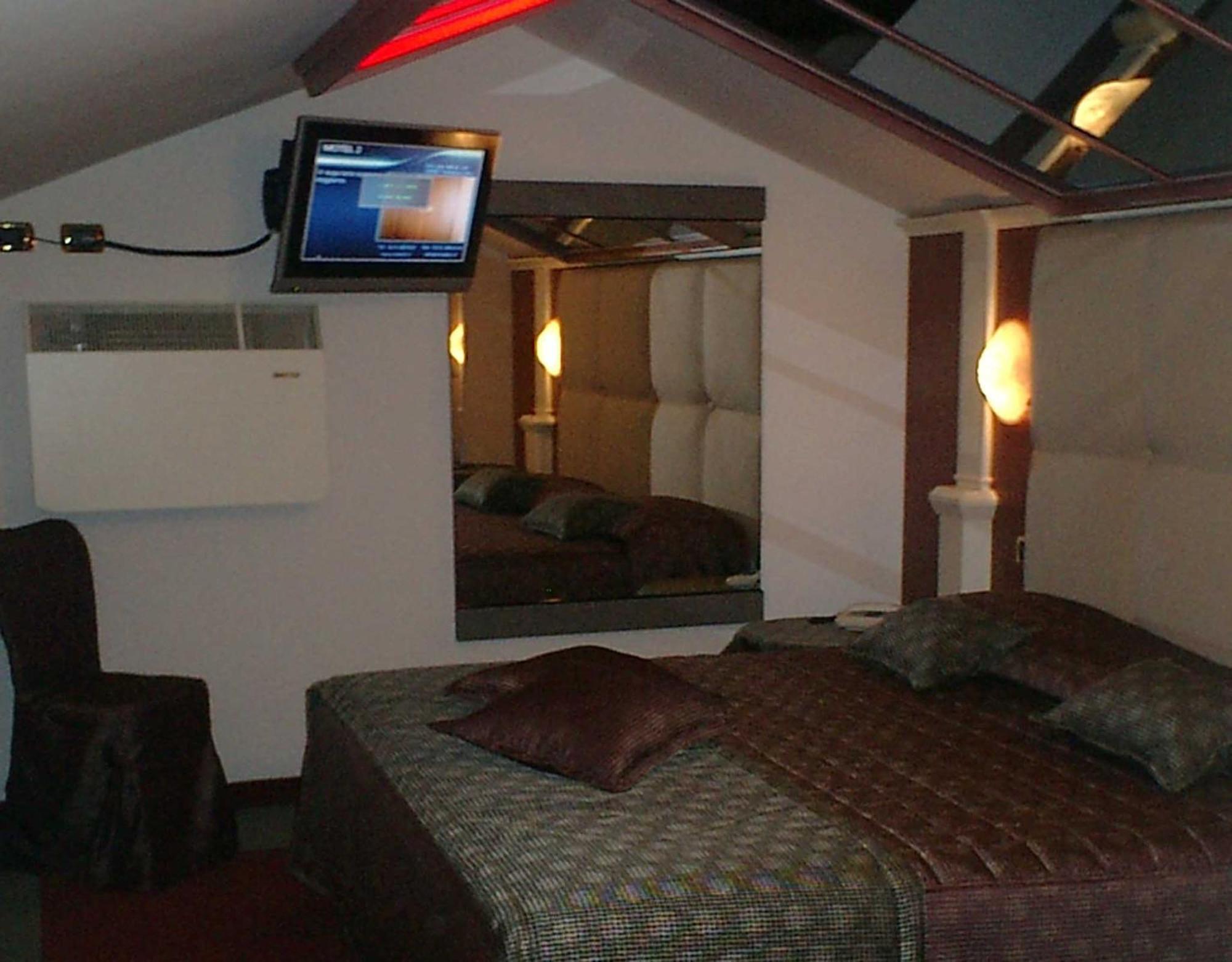 Hotel Motel 2 Tortona Esterno foto